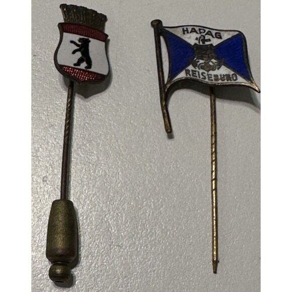 Vintage DDR Berlin East Germany Bear Flag Capital City Crest Stick Pin Badge - Picture 1 of 14